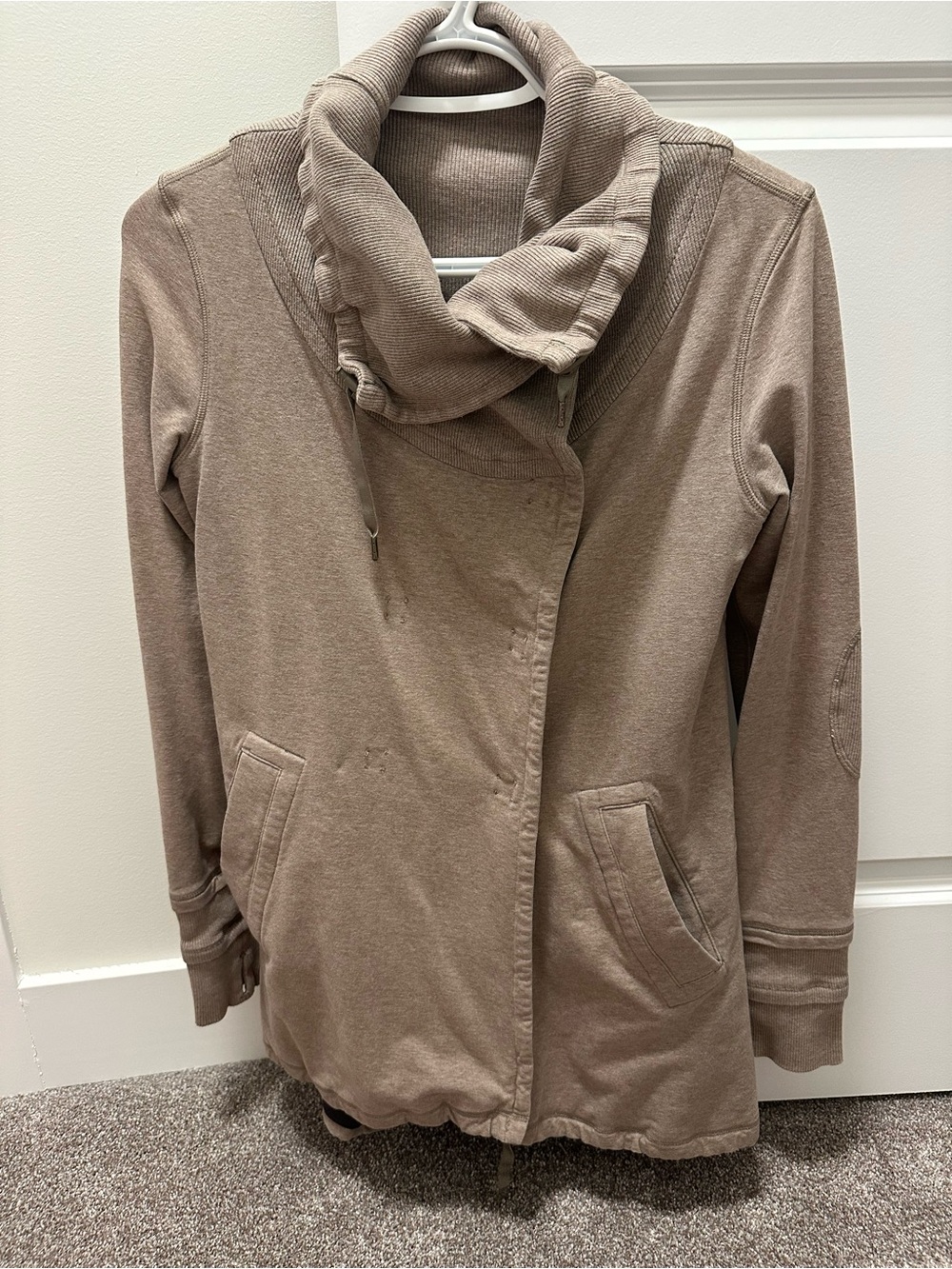 lululemon athletica Women's Taupe Cowl Neck Utility Jacket size 4
